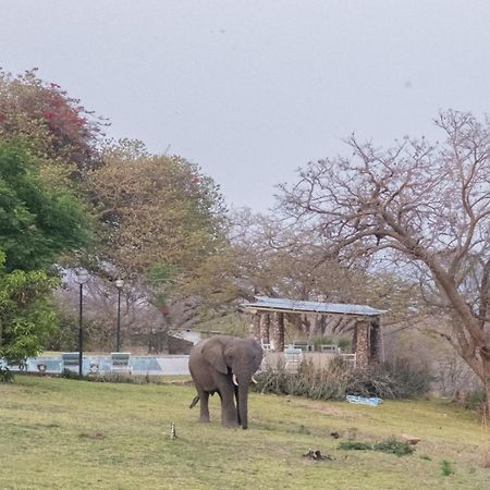Musungwa Safari Lodge Shanjungu 外观 照片